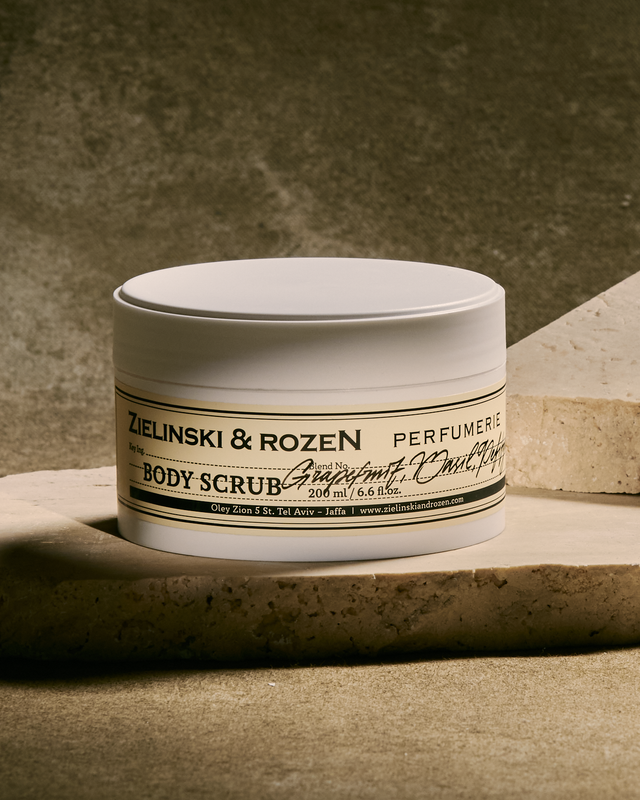 Body scrub Grapefruit, Basil, Petitgrain (200 ml)
