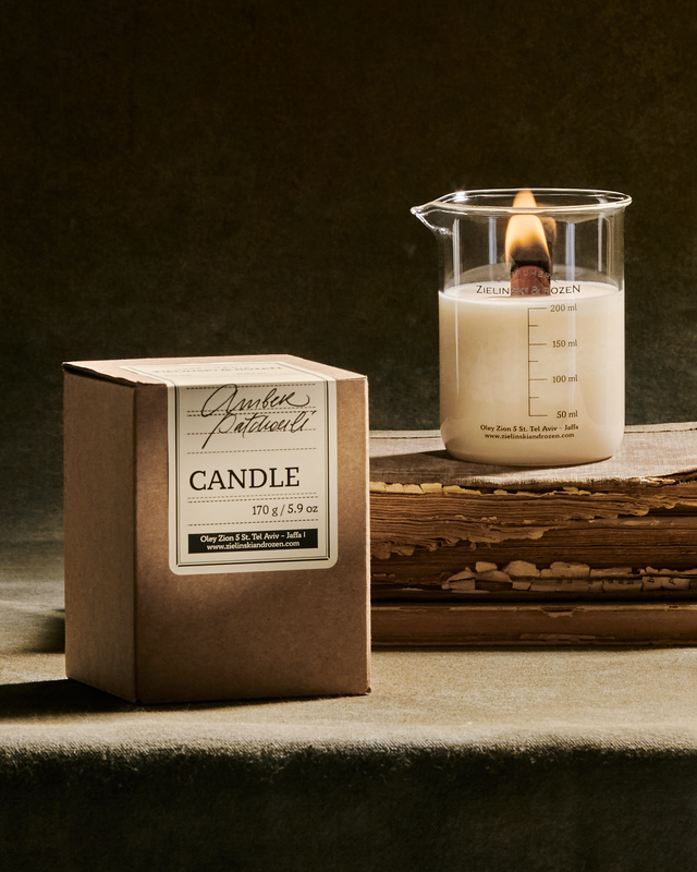 Candle MOSS / Amber, Patchouli (170 g)