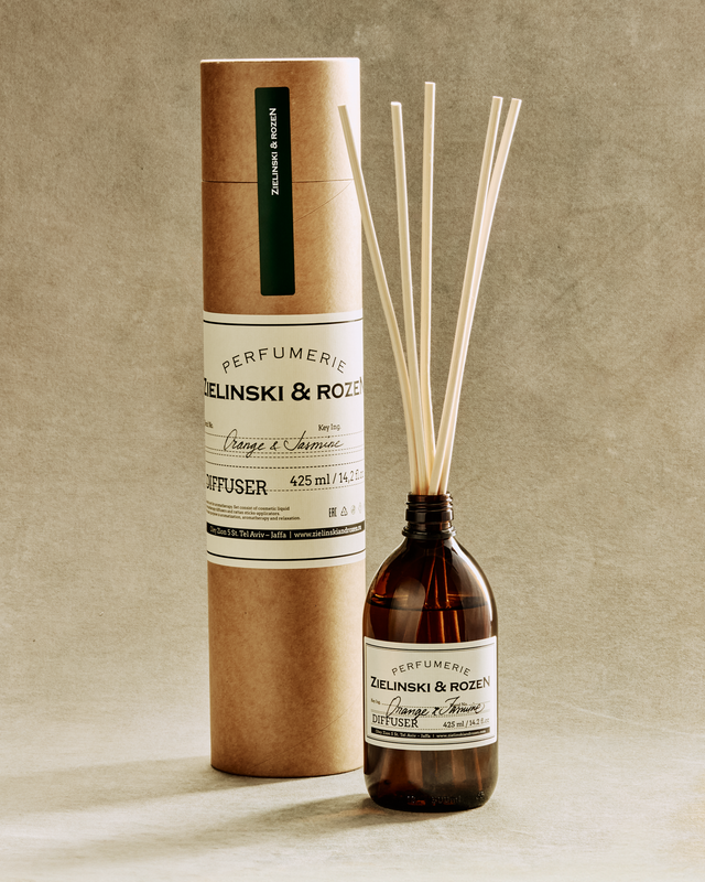 ناشر رائحة البرتقال والياسمين