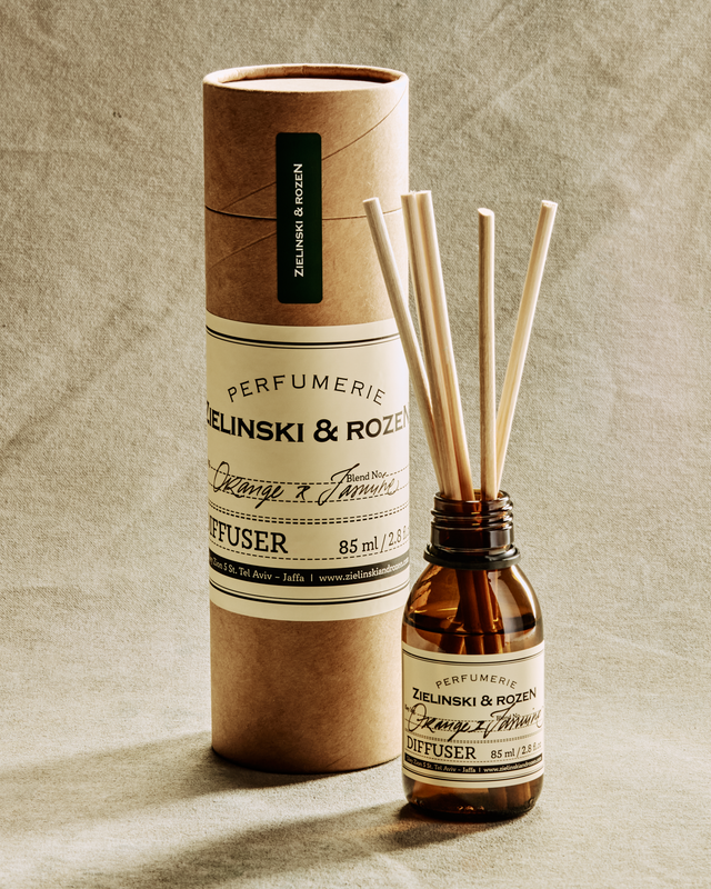 ناشر رائحة البرتقال والياسمين