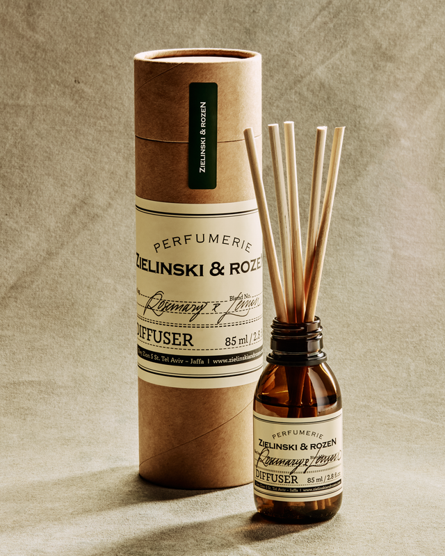 الناشر روزماري والليمون