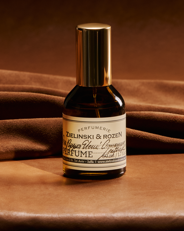 Perfume Pink Pepper, Elemi, Cinnamon, Leather