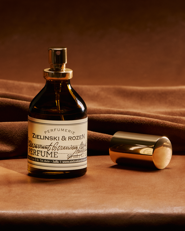 Perfume Blackcurrant, Geranium, Amber, Leather