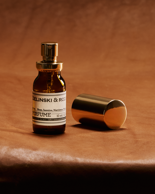 عطر الورد، الياسمين، النرجس، المسك