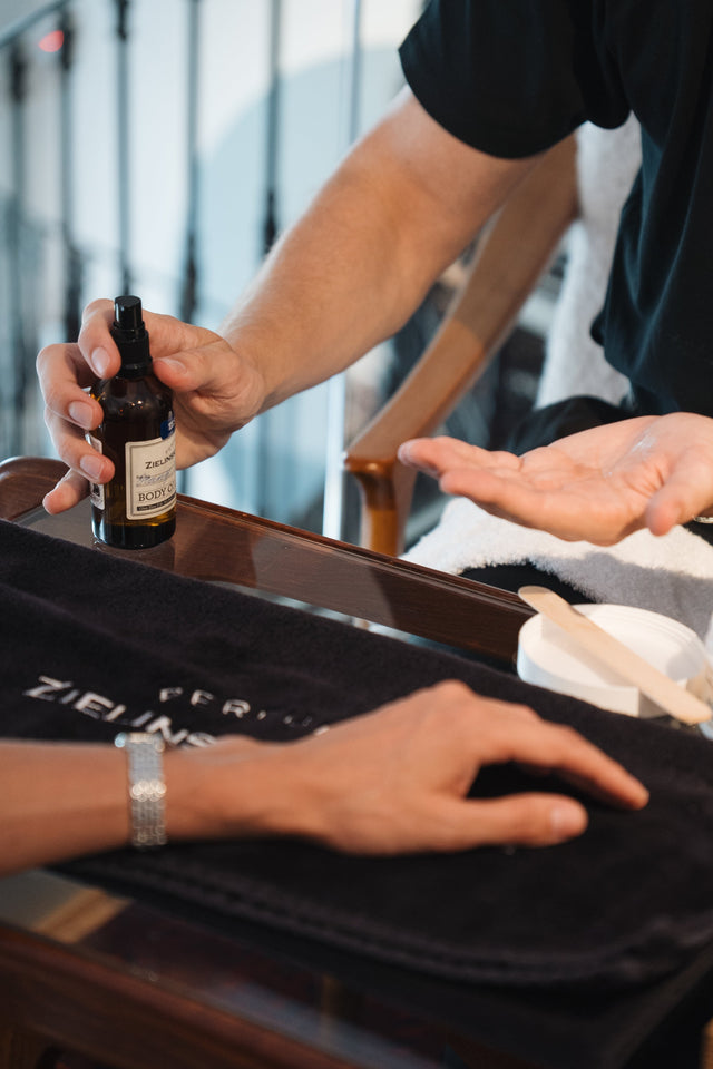 Hand Spa Ritual: A Moment of Self-Care by Zielinski & Rozen