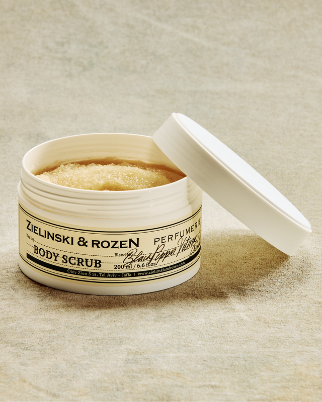 Body scrub Black Pepper, Vetiver, Neroli, Amber (200 ml)
