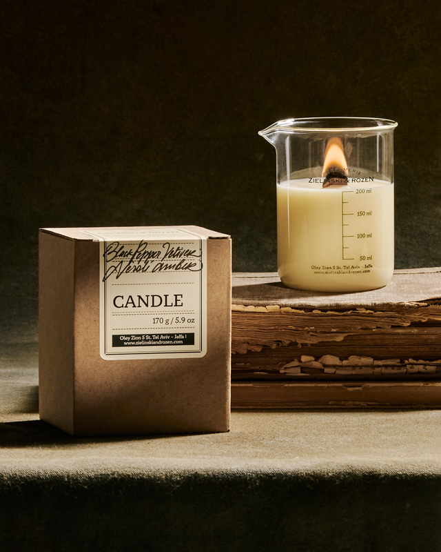 Candle Black Pepper, Vetiver, Neroli, Amber (170 g)