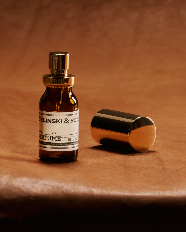 Perfume Cedarwood, Patchouli, Jasmine